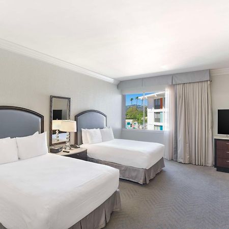 The Beverly Hilton Los Angeles Buitenkant foto