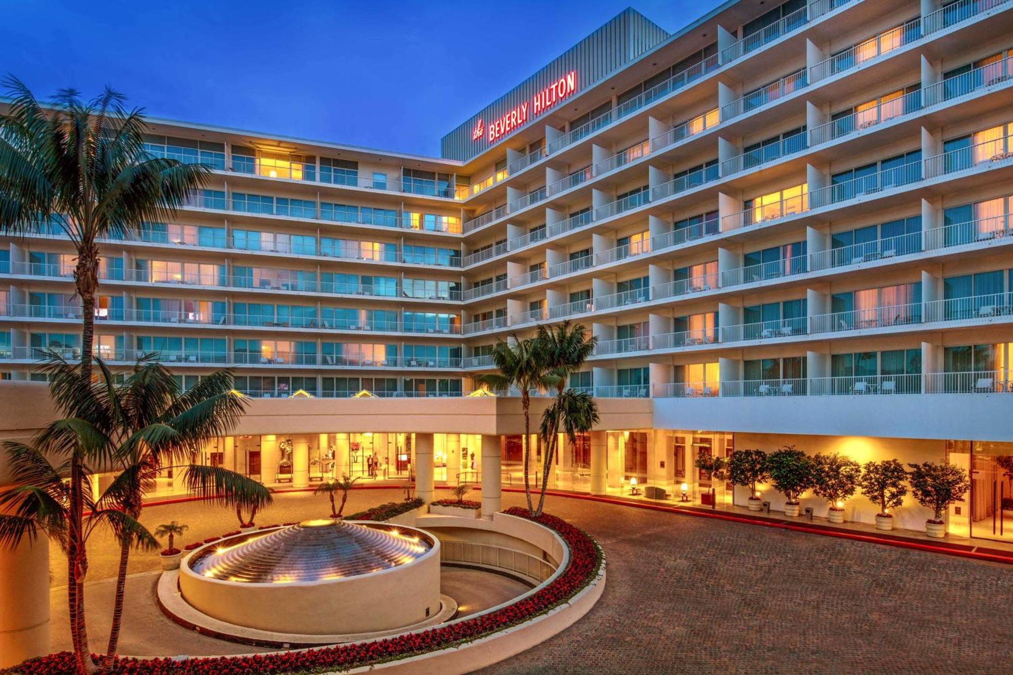 The Beverly Hilton Los Angeles Buitenkant foto