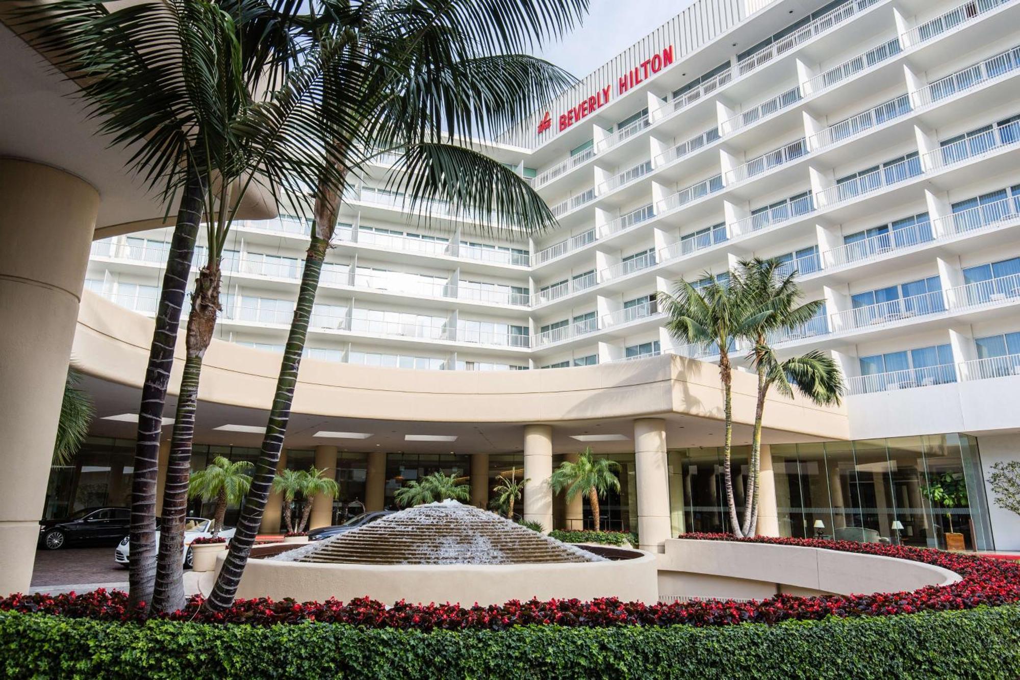 The Beverly Hilton Los Angeles Buitenkant foto